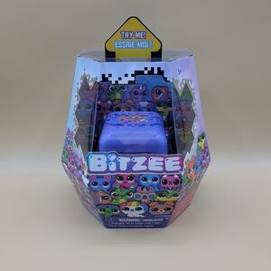 Bitzee Interactive Digital Pet & Case 15 Animals Virtual Toy Novelty Purple New